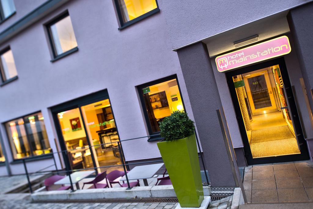Hotel Mainstation Francoforte sul Meno Esterno foto